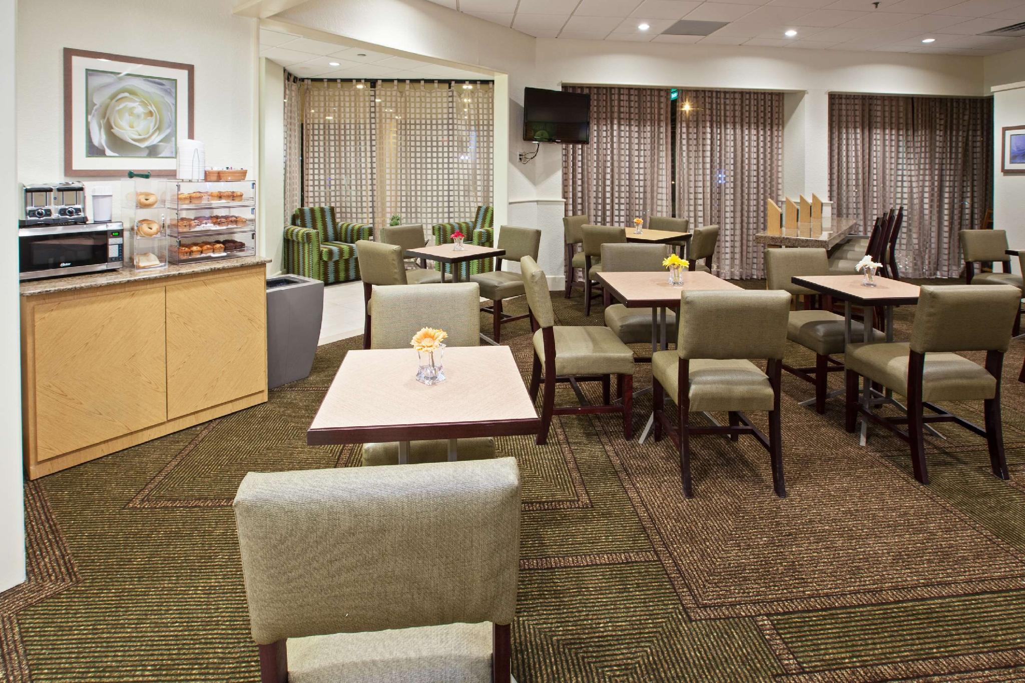Hotel La Quinta By Wyndham Airport/opryland Nashville