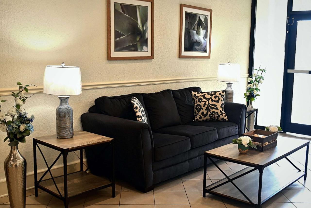 Hotel La Quinta By Wyndham Airport/opryland